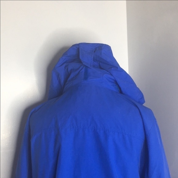 L.L Bean Storm Chaser Rain Jacket. - Picture 8 of 14